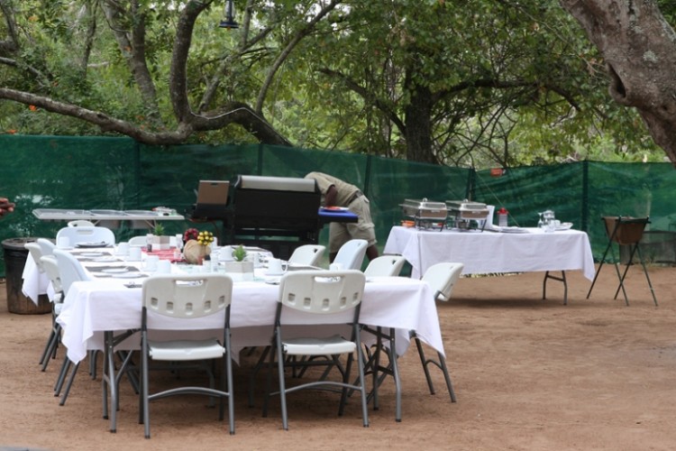 pk tent catering.jpg